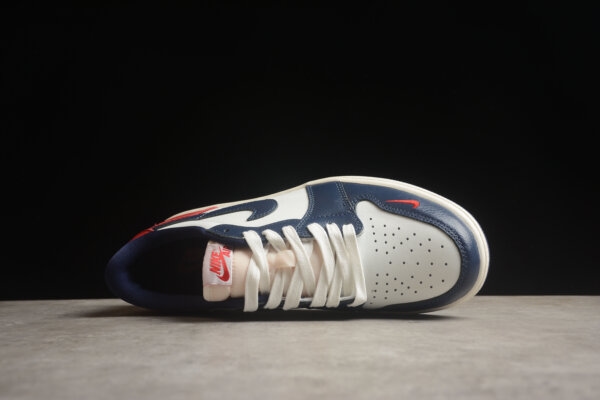 Nike Air Jordan low OG - Image 2