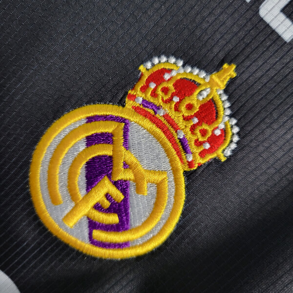 Camiseta Retro Real Madrid 1997 alternativa - Image 6