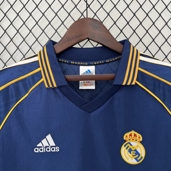Camiseta Retro Real Madrid 1998 alternativa - Image 2