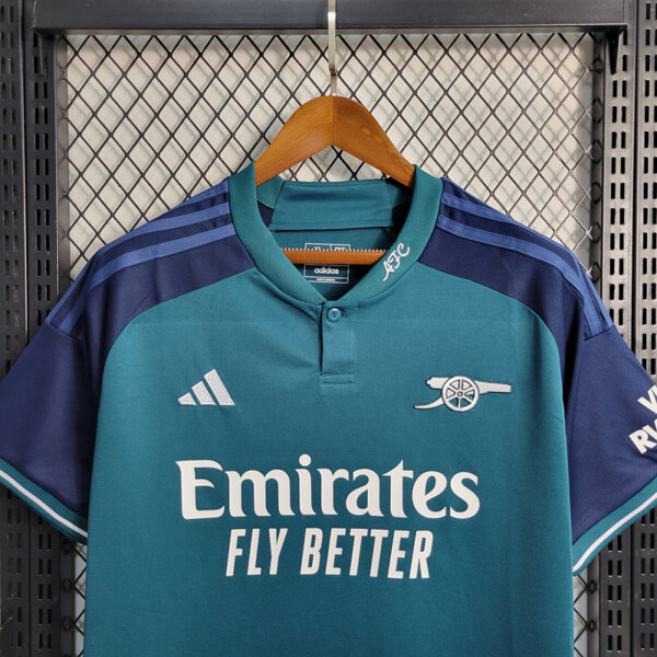 Camiseta Retro Arsenal 2023 alternativa - Image 5