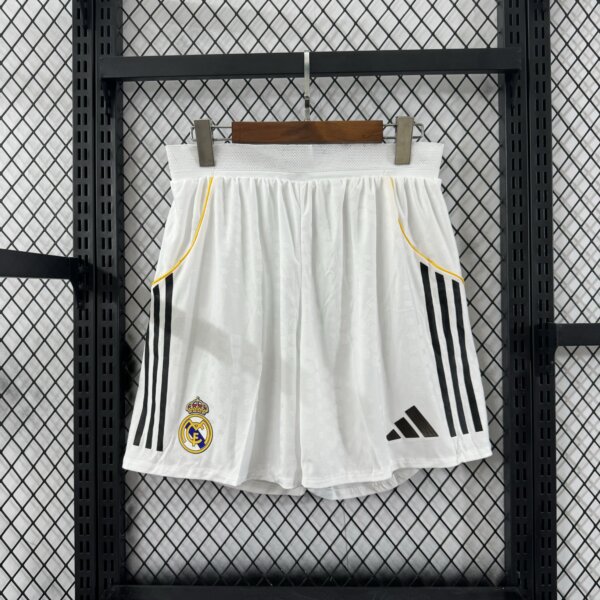 Short Real Madrid 2025-26