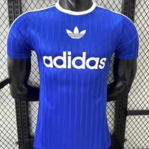Camiseta casual Adidas azul