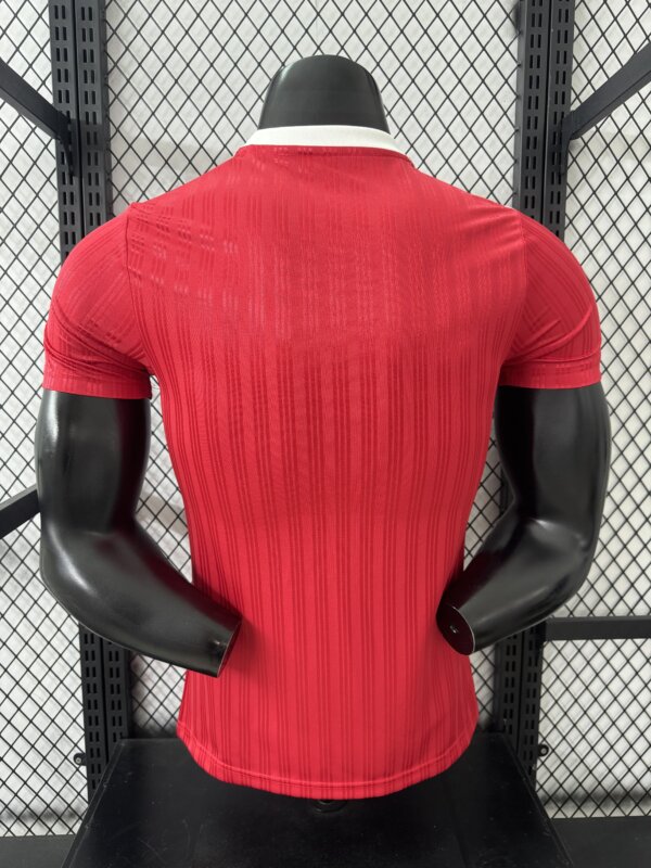 Camiseta casual Adidas Roja - Image 3