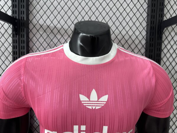 Camiseta casual Adidas Rosa - Image 4