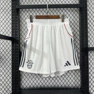 Short Bayern Munich 2025-26