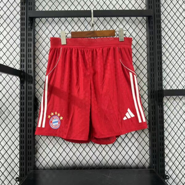 Short Benfica 2025-26