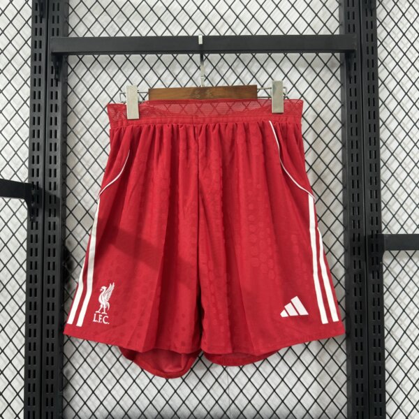 Short Liverpool 2025-26