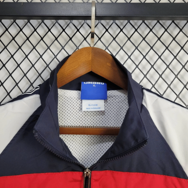 Campera Inglaterra retro - Image 3
