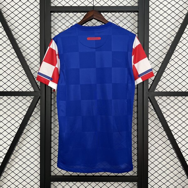 Camiseta Retro Croacia 2010 titular - Image 2