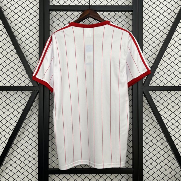 Camiseta Retro Hamburgo 1984 alternativa - Image 2